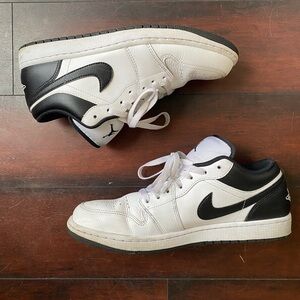 Nike Air Jordan 1 Low White and Black